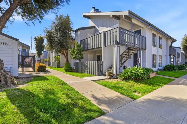 3819 7 Trees Boulevard 303, San Jose, CA 95111