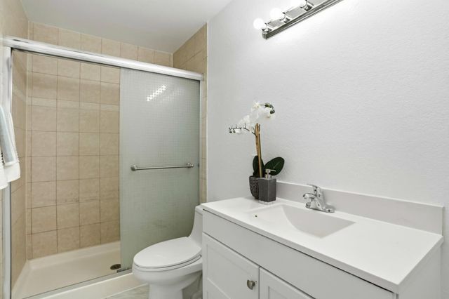 3819 7 Trees Boulevard 303, San Jose, CA 95111