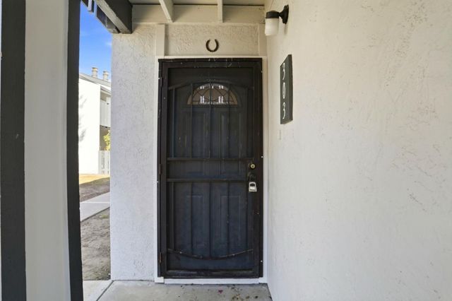 3819 7 Trees Boulevard 303, San Jose, CA 95111