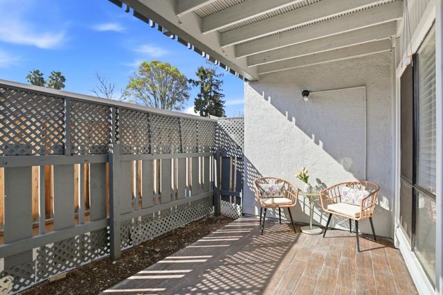 3819 7 Trees Boulevard 303, San Jose, CA 95111