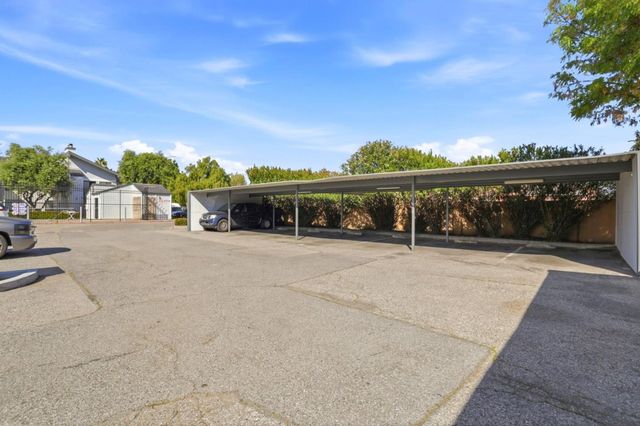 3819 7 Trees Boulevard 303, San Jose, CA 95111