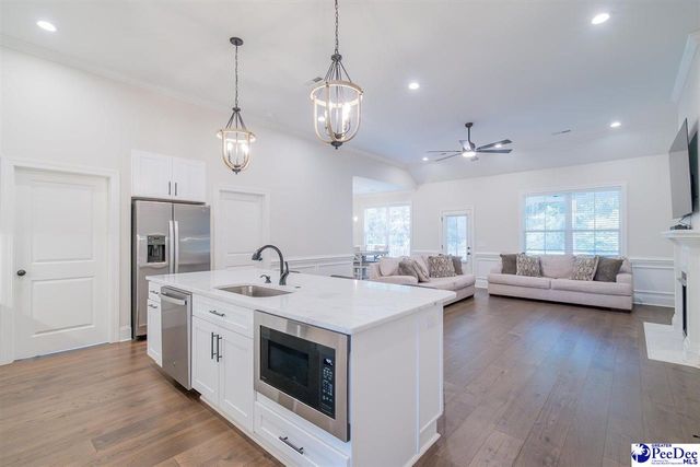 994 Cedar Crest, Florence, SC 29501