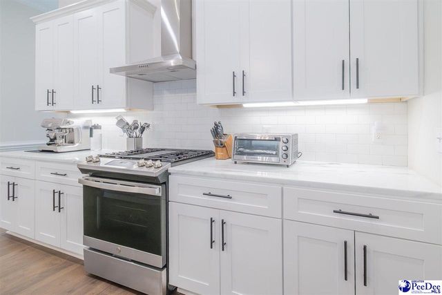 994 Cedar Crest, Florence, SC 29501