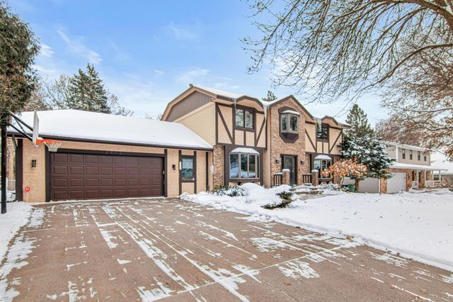 5816 Oxford Street N, Shoreview, MN 55126