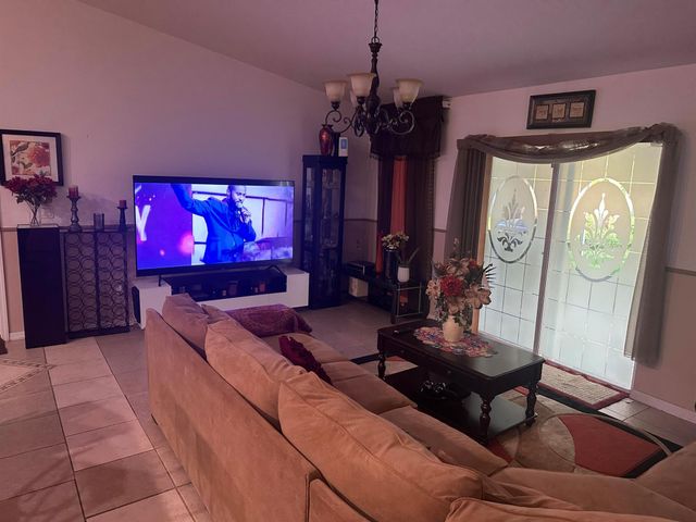 4285 SW Savona Boulevard, Port St Lucie, FL 34953