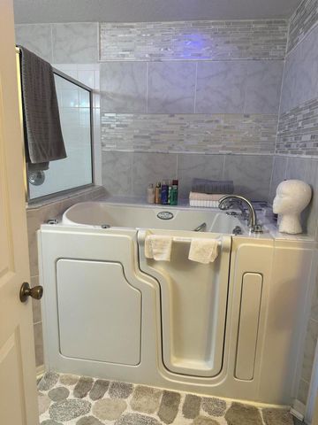 4285 SW Savona Boulevard, Port St Lucie, FL 34953