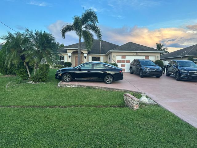 4285 SW Savona Boulevard, Port St Lucie, FL 34953