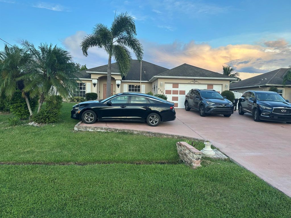 4285 SW Savona Boulevard, Port St Lucie, FL 34953