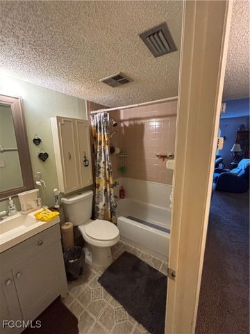 7007 New Post DR 3, North Fort Myers, FL 33917