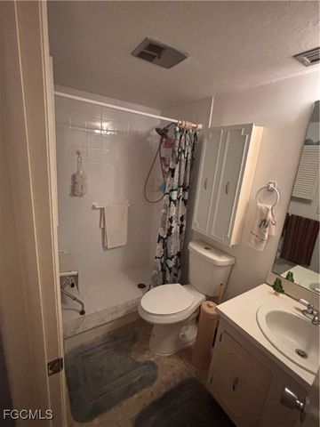 7007 New Post DR 3, North Fort Myers, FL 33917