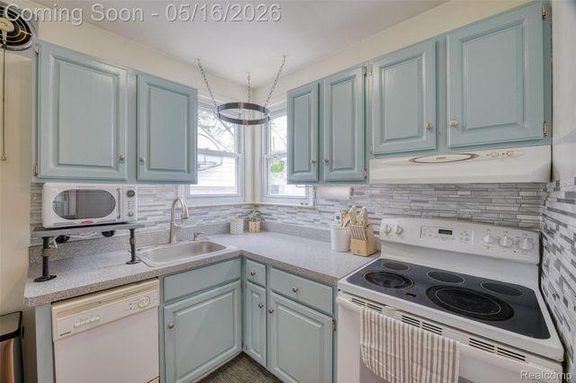 1349 Northway Street, Ferndale, MI 48220