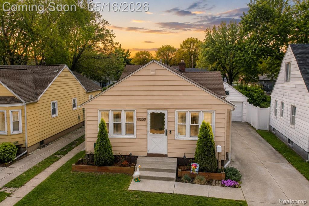 1349 Northway Street, Ferndale, MI 48220
