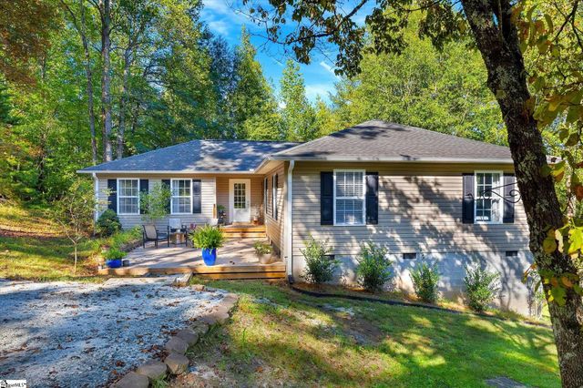 527 N River Road, Cleveland, SC 29635