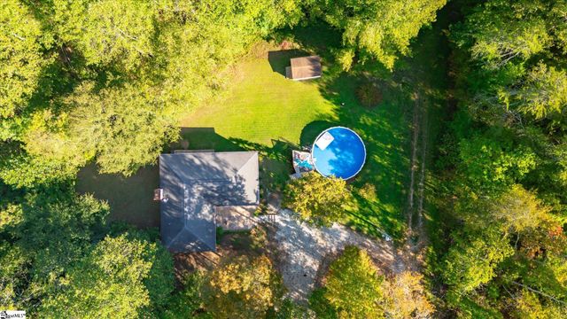 527 N River Road, Cleveland, SC 29635