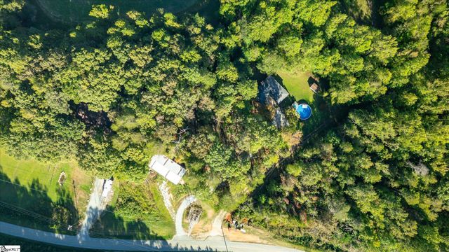 527 N River Road, Cleveland, SC 29635