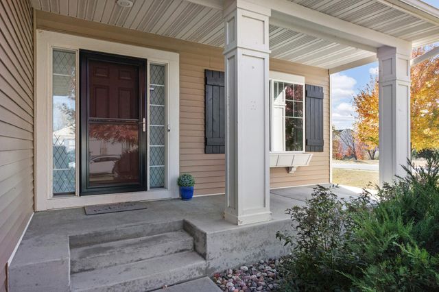 3226 191st Street W, Farmington, MN 55024