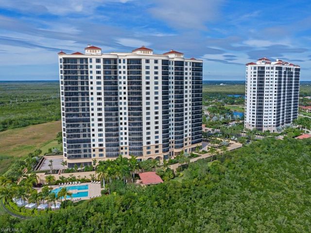 1050 Borghese LN 804, Naples, FL 34114