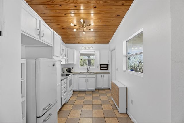 3405 KEENE ROAD, Plant City, FL 33565