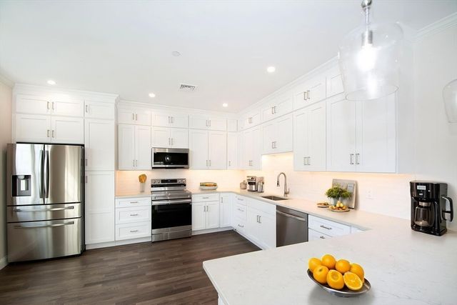 2 Proprietor's Drive 25, Marshfield, MA 02050