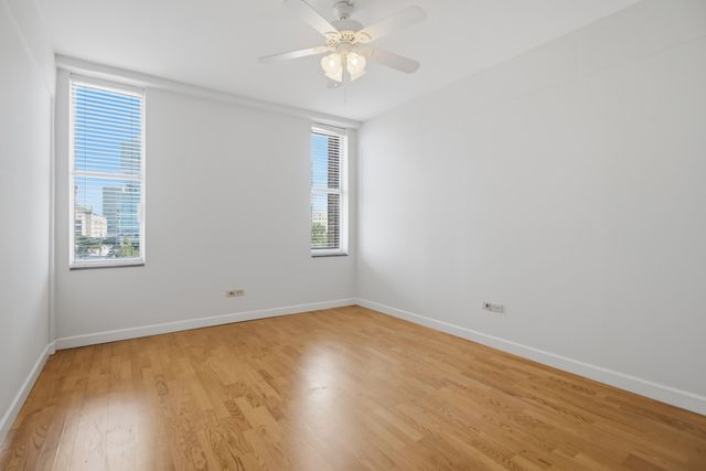 14 Lockwood Drive Apt 3i, Charleston, SC 29401