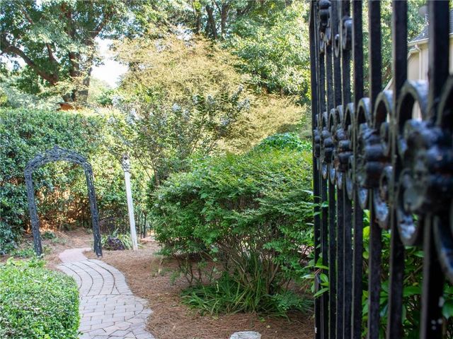 473 Manor Oak Lane SE, Marietta, GA 30067
