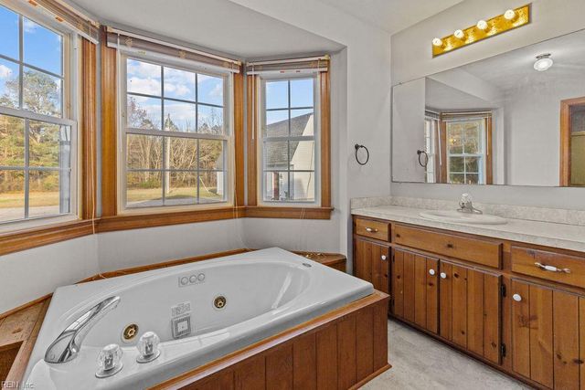 33470 Seacock Chapel RD, Ivor, VA 23866