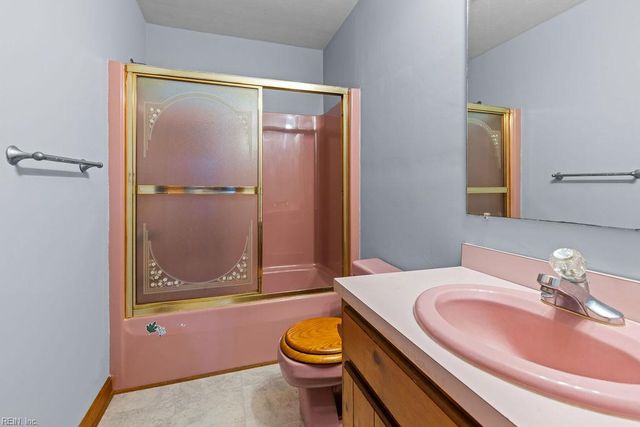 33470 Seacock Chapel RD, Ivor, VA 23866