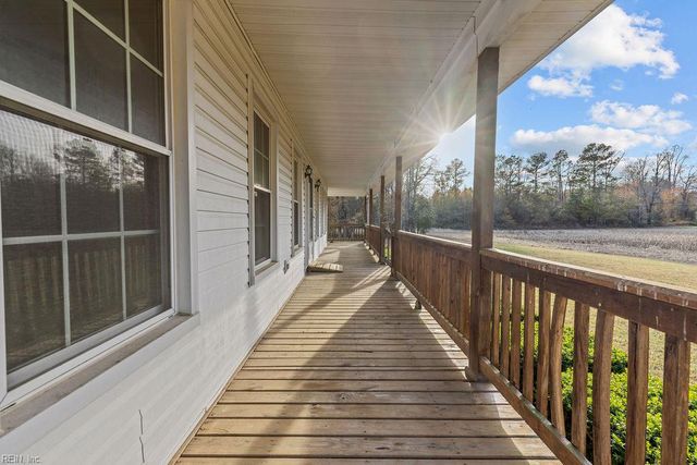 33470 Seacock Chapel RD, Ivor, VA 23866