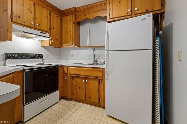 33470 Seacock Chapel RD, Ivor, VA 23866