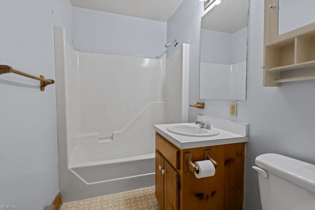 33470 Seacock Chapel RD, Ivor, VA 23866