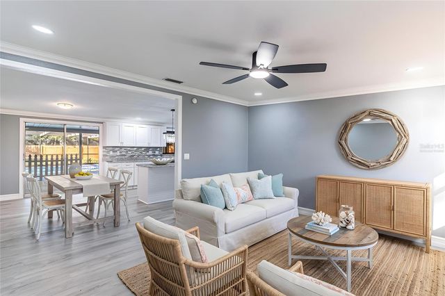 2700 IDYLRIDGE WAY, Winter Haven, FL 33881