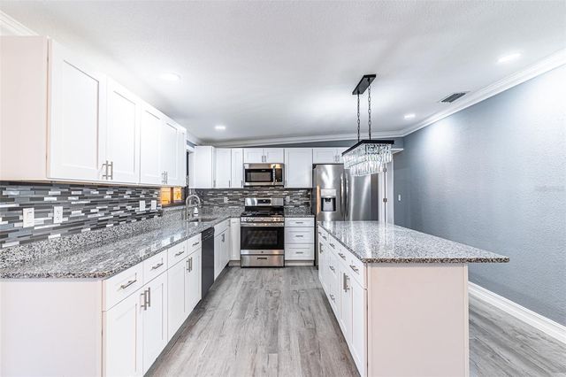 2700 IDYLRIDGE WAY, Winter Haven, FL 33881