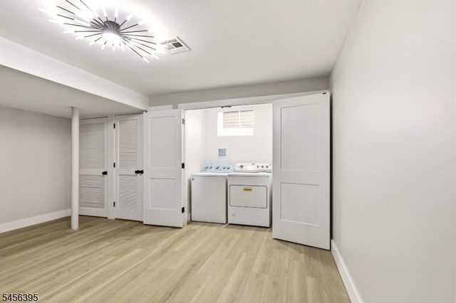 8 Somerset St, Carteret Boro, NJ 07008