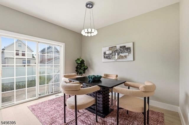 8 Somerset St, Carteret Boro, NJ 07008