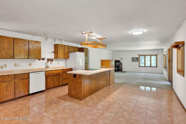 3115 CHERRY CREEK RD, St. Maries, ID 83861