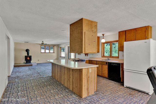 3115 CHERRY CREEK RD, St. Maries, ID 83861