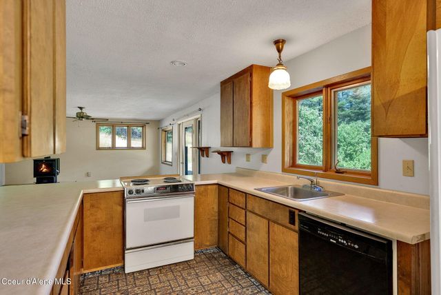 3115 CHERRY CREEK RD, St. Maries, ID 83861