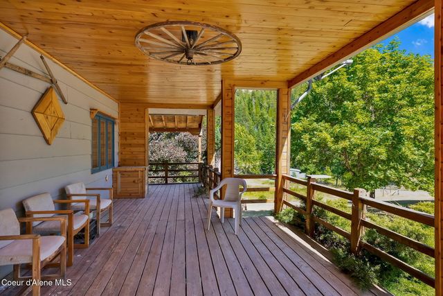 3115 CHERRY CREEK RD, St. Maries, ID 83861