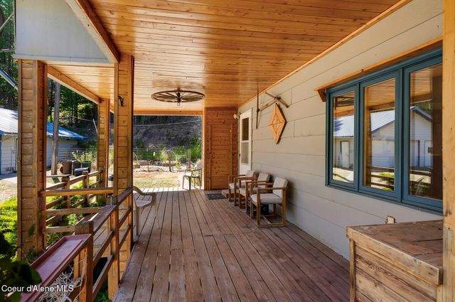 3115 CHERRY CREEK RD, St. Maries, ID 83861