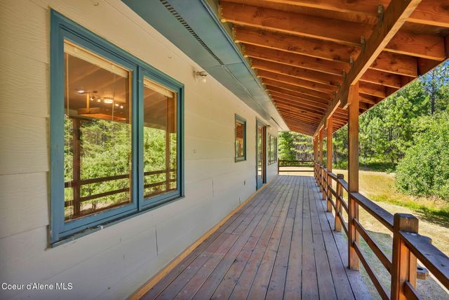 3115 CHERRY CREEK RD, St. Maries, ID 83861