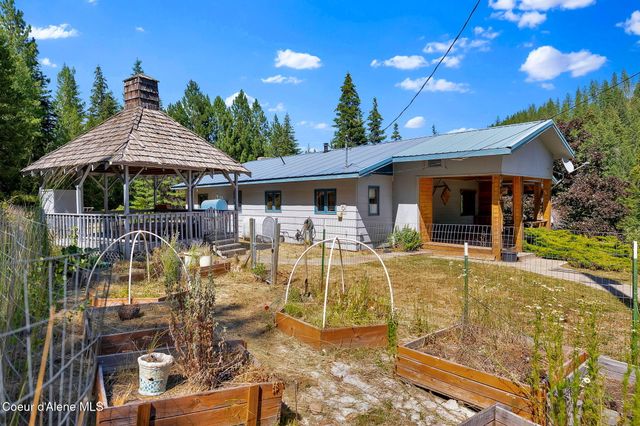 3115 CHERRY CREEK RD, St. Maries, ID 83861