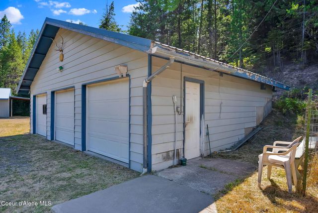 3115 CHERRY CREEK RD, St. Maries, ID 83861