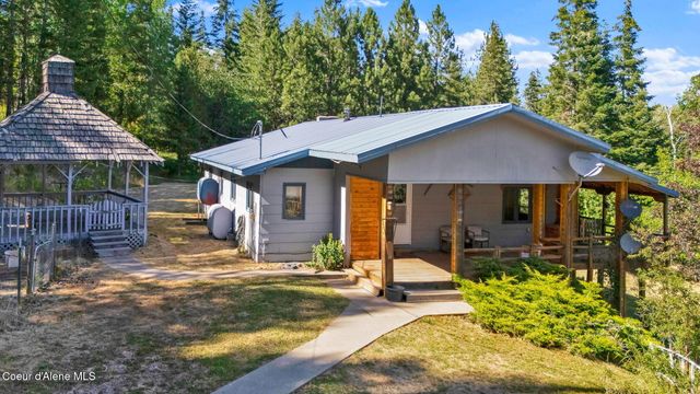 3115 CHERRY CREEK RD, St. Maries, ID 83861
