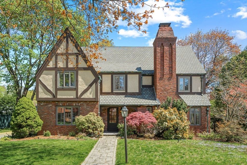 59 Wedgemere Avenue, Winchester, MA 01890