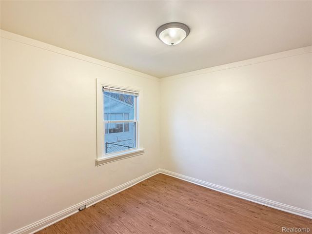 21919 Avalon Street, St. Clair Shores, MI 48080