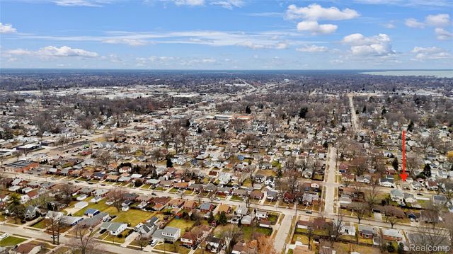 21919 Avalon Street, St. Clair Shores, MI 48080