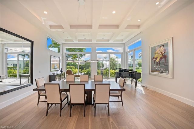 7963 Grand Bay DR 11, Naples, FL 34108