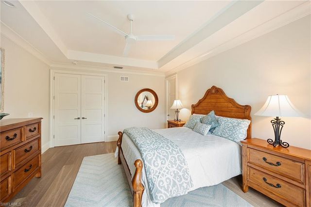 7963 Grand Bay DR 11, Naples, FL 34108