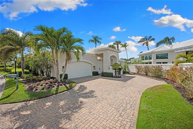 7963 Grand Bay DR 11, Naples, FL 34108