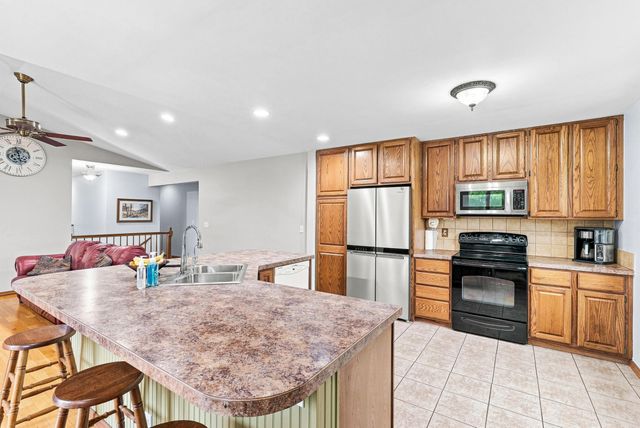 2436 S Henderson Road, Davison Twp, MI 48423